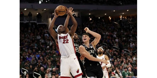 Miami Heatillä on vahva suoritus pudotuspelien ensimmäisellä kierroksella